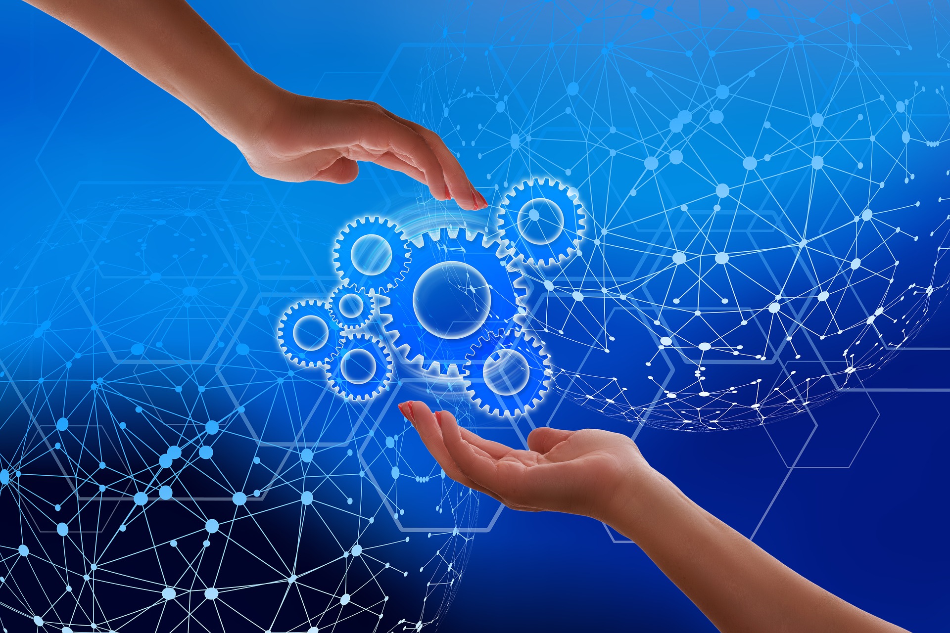 hands and a global internet graphic to illustrate managed IT service